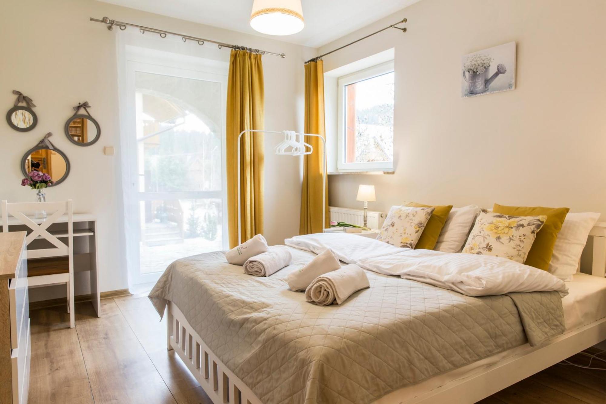 Apartamenty Zielona Owieczka Niedzica Zamek Exterior photo