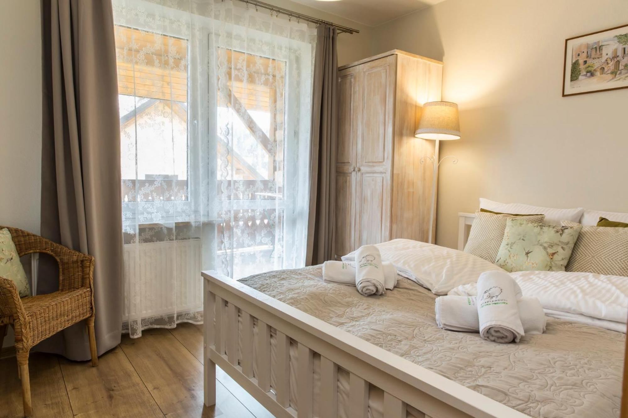 Apartamenty Zielona Owieczka Niedzica Zamek Exterior photo